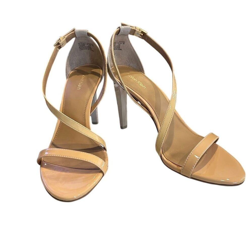 Calvin Klein Narella Heels Women 9M Nude Grey Excellent Patent Strappy Sandals - Picture 1 of 10